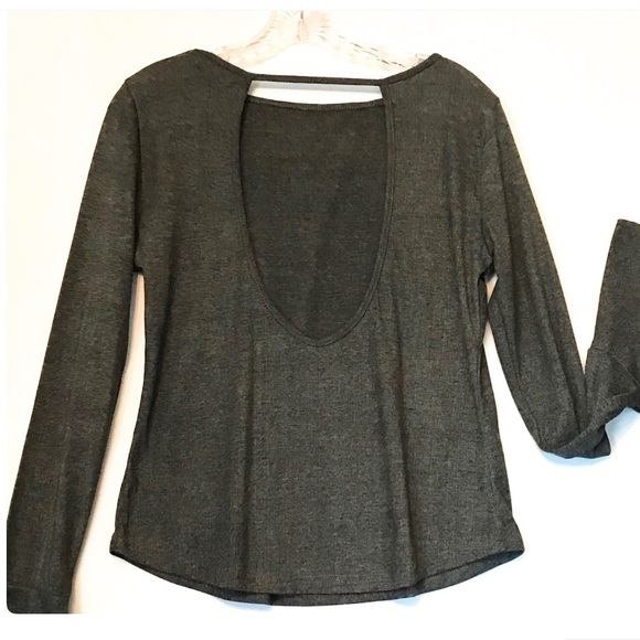 NWT Gray Boho Bell Sleeve Open Back Tee - Picture 7 of 7